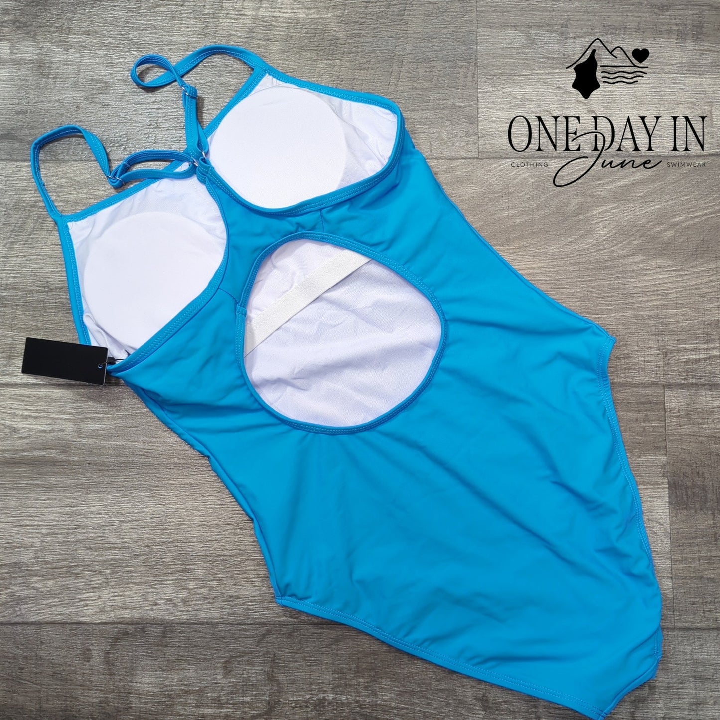 Tempt Me Straight Neck Athletic Racer Back One Piece Swimsuit Size M
