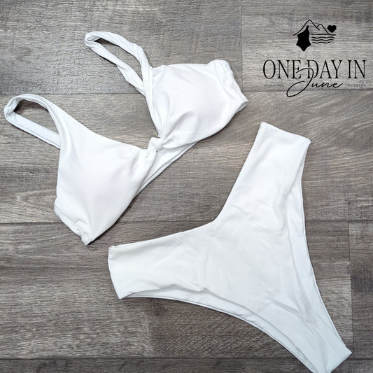 CharmLeaks Knot Font High Cut Bikini Swimsuit Size M