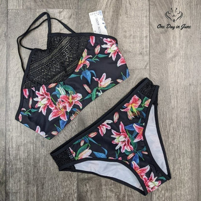 Alove High Neck Crochet Bikini Swimsuit Size M