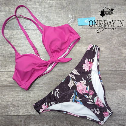 Cupshe Knot Front Bikini Swimsuit Size L