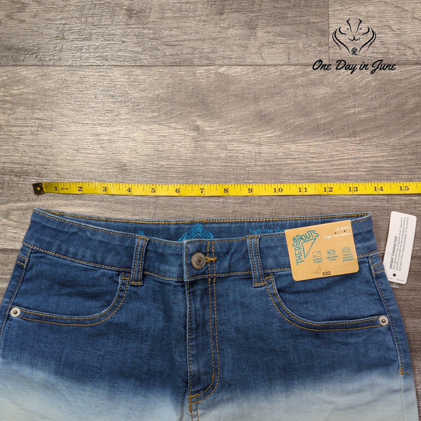 There Abouts High Rise Shortie Shorts Size 14