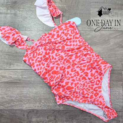 Hilinker Ruffle Shoulder One Piece Swimsuit Size S