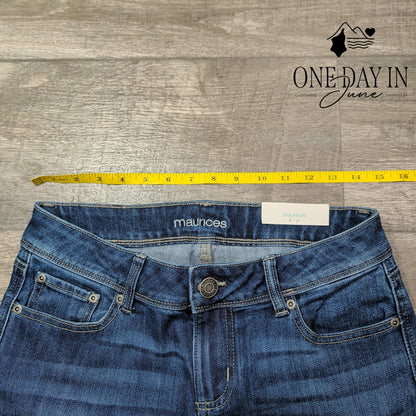 Maurices Flare Denim Flex Mid Rise Jeans Regular Medium Wash NWT Size 6