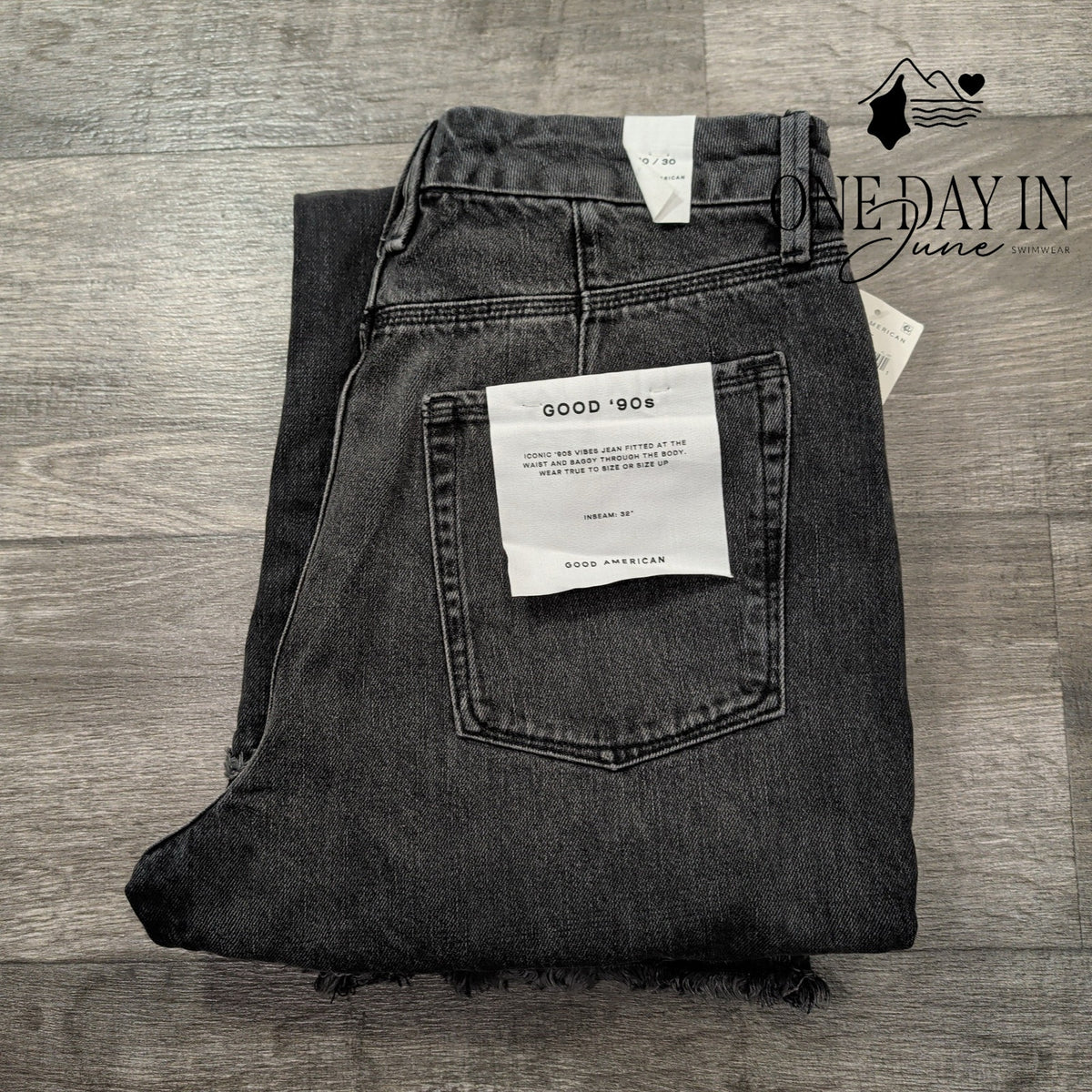 Good American Good 90s Baggy Jeans Black NWT Raw Seam $175 Size 10 (30)