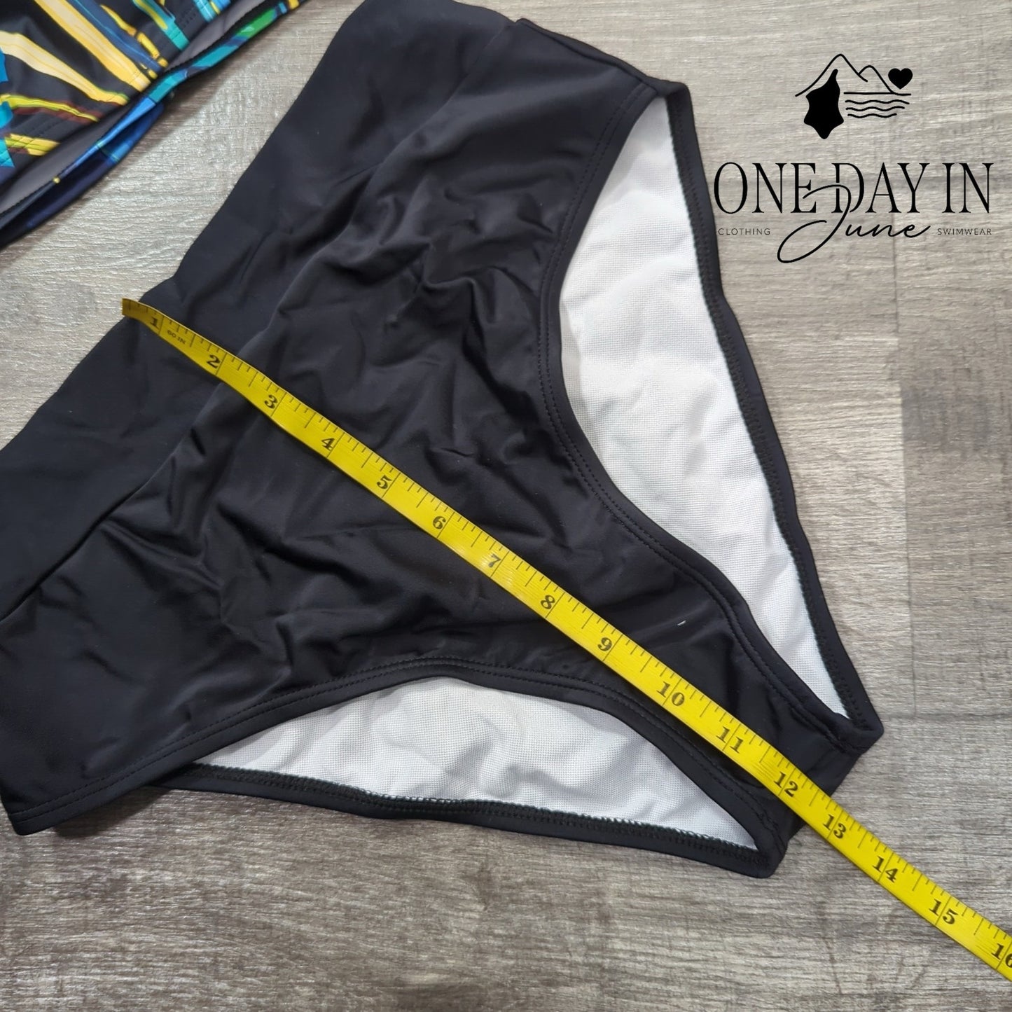 Pink Queen Crop High Cut Bikini Swimsuit Size M