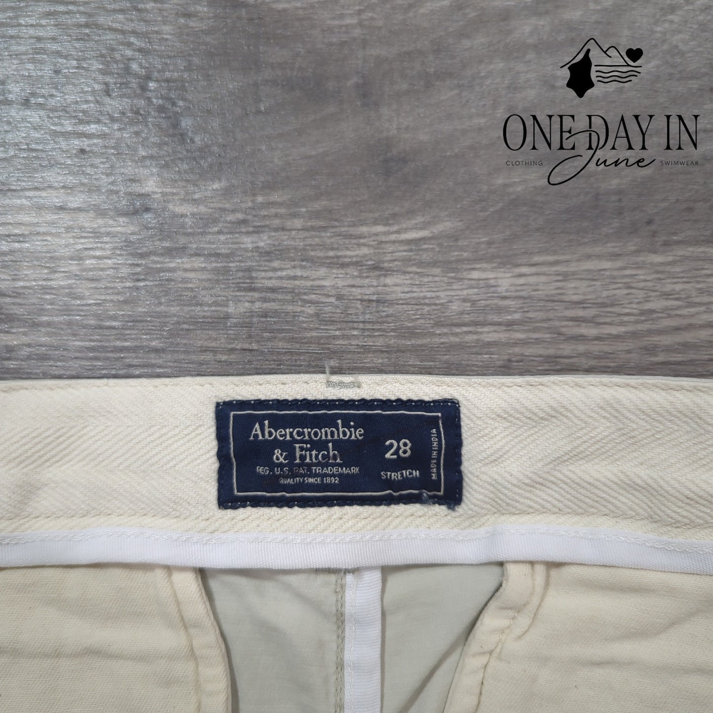 Abercrombie & Fitch 7" Inseam Embroidered Shorts Size 28 (6)