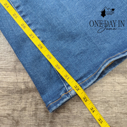 Good American Juniors Good Legs Flare Jeans Size 1