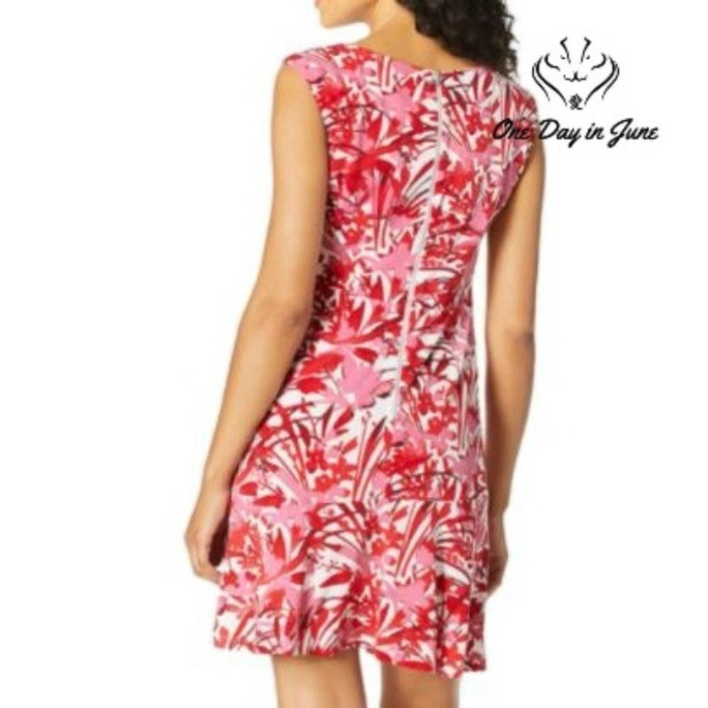 Gabby Skye Cap Sleeve Round Neck A-line Dress Size 4