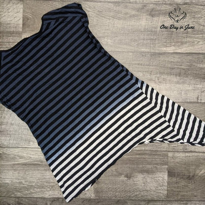 Calvin Klein Asymmetric Cap Sleeve T Shirt Size M