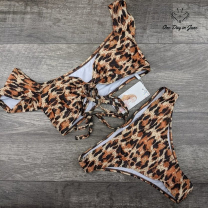 PRETTYGARDEN Leopard Print Knot Front Crop Bikini Size S
