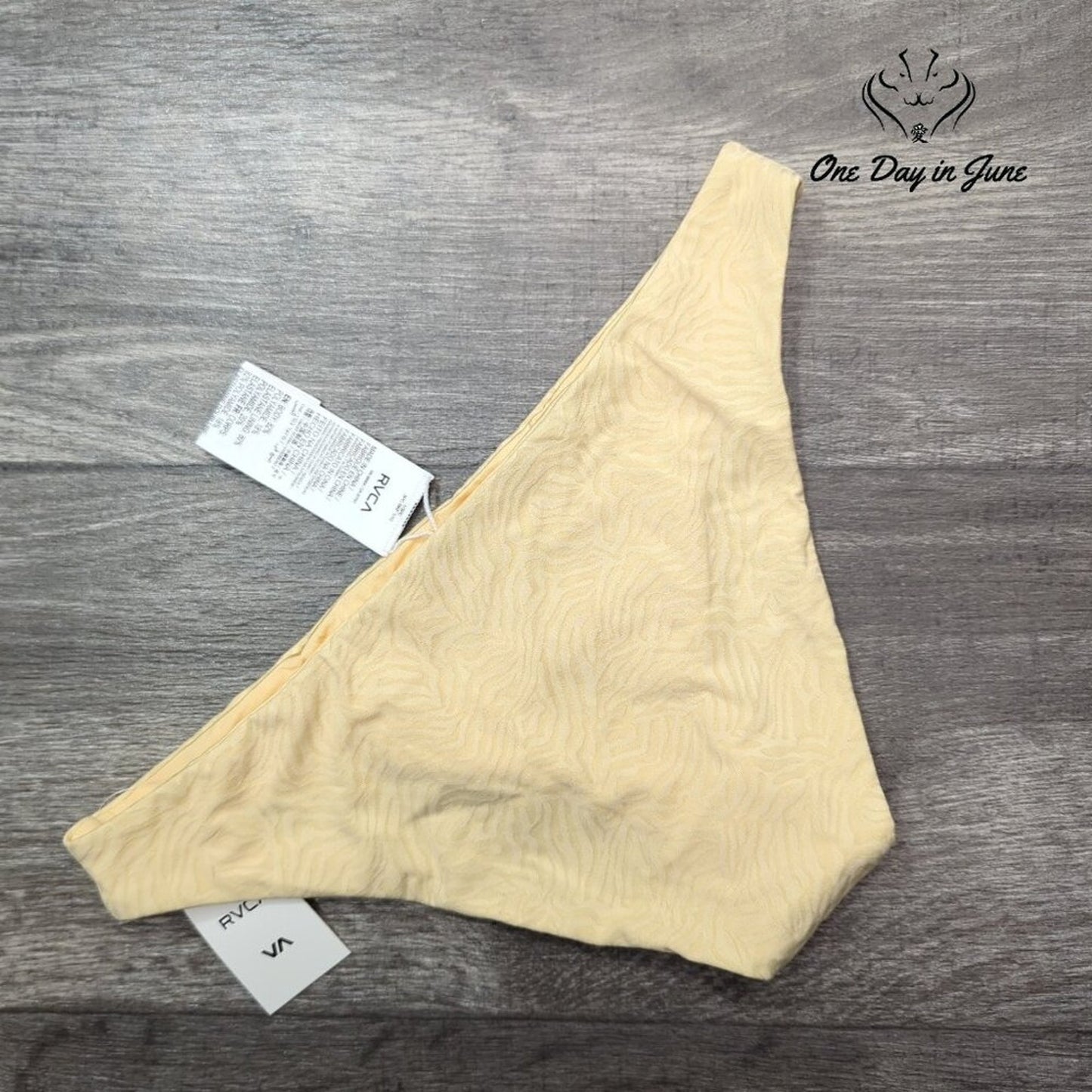 RVCA Run Wild Low Rise Bikini Bottom Size M