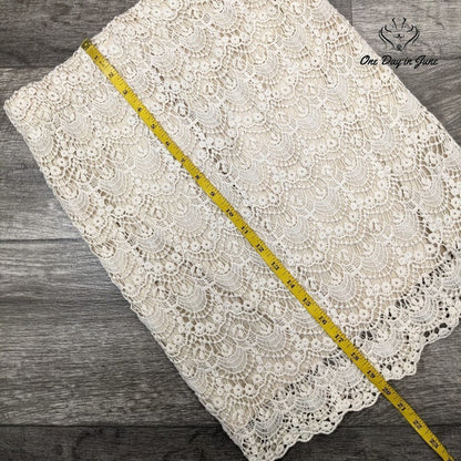 Forever 21 Comfort Waist Crochet Lined Mini Skirt Size M