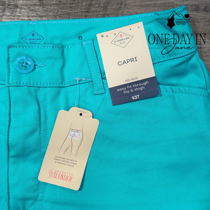 St. John's Bay Mid Rise Capri Pants Size 6