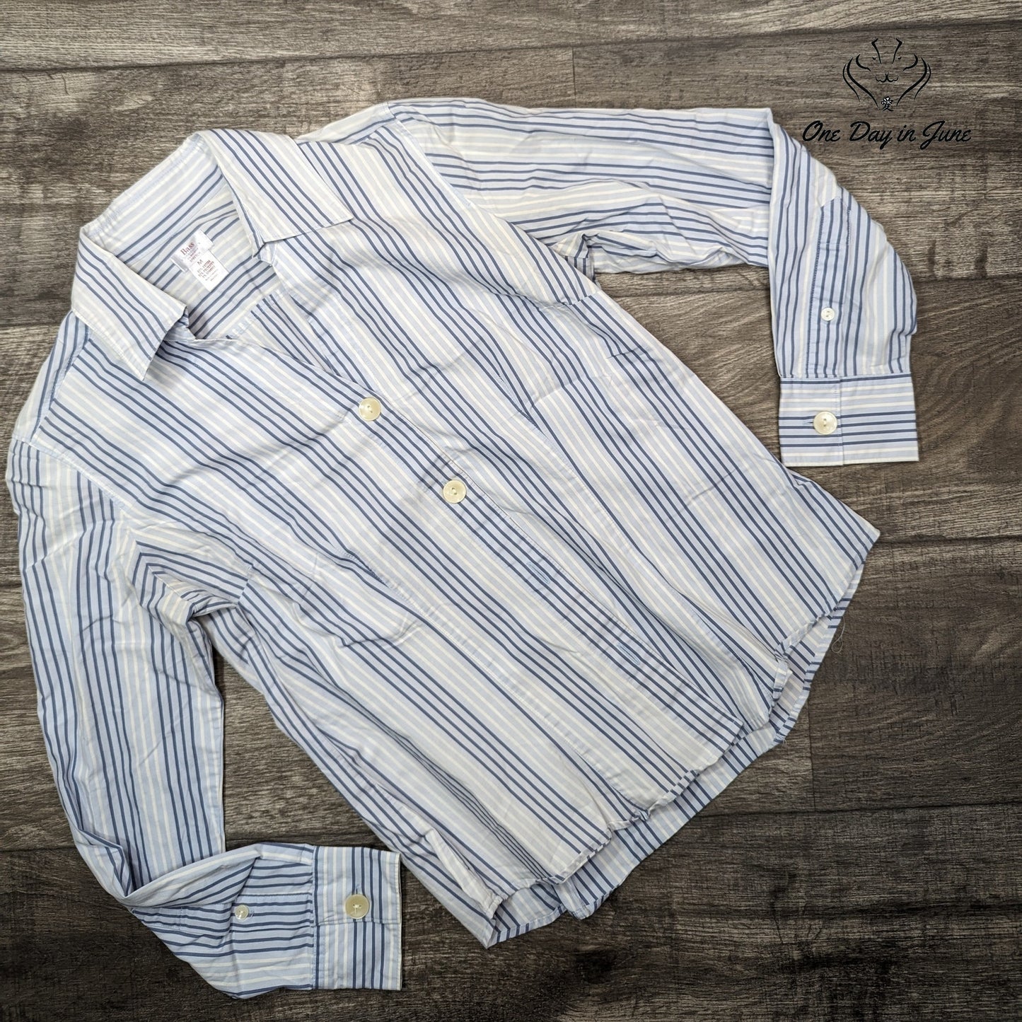 G.H. Bass Vintage Button Down Top Size M