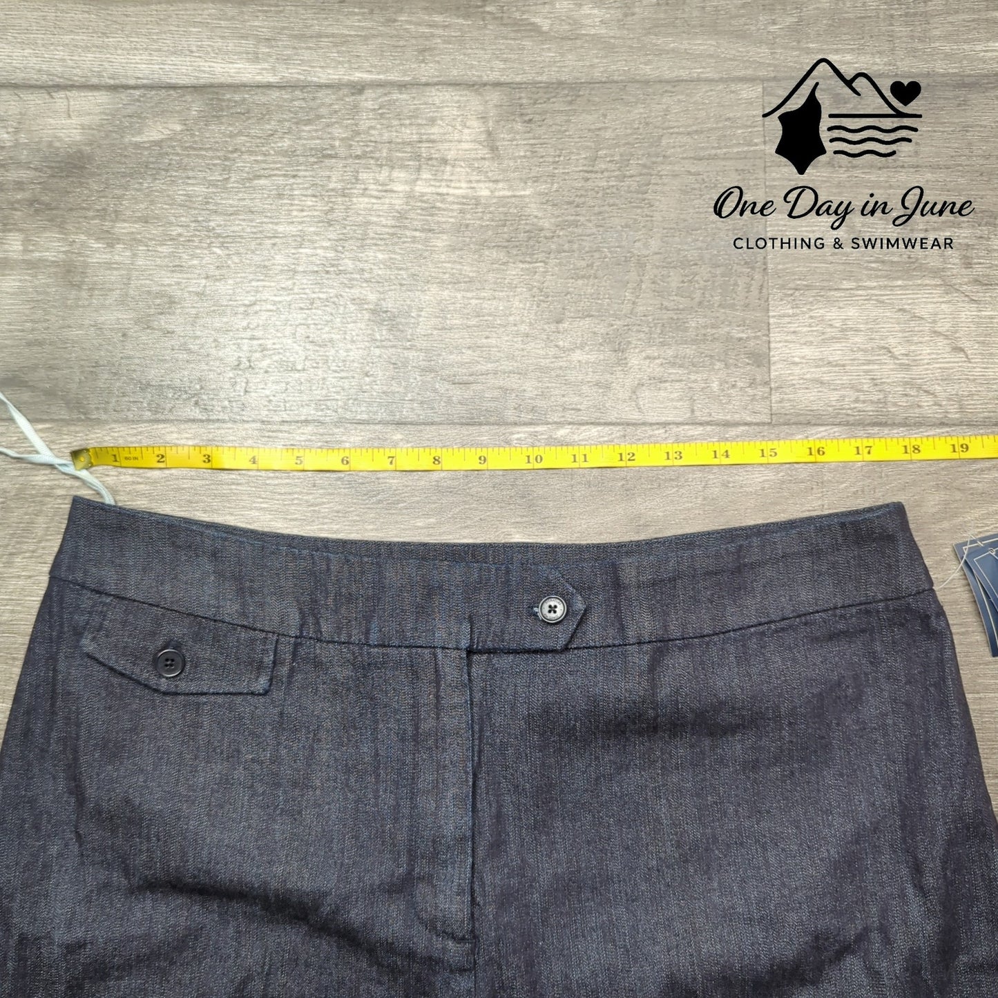 Jones New York Stretch Bermuda Shorts Size 14