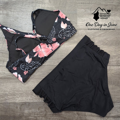 Charmleaks Plus Size Cross Front Bikini Swimsuit Size 2XL