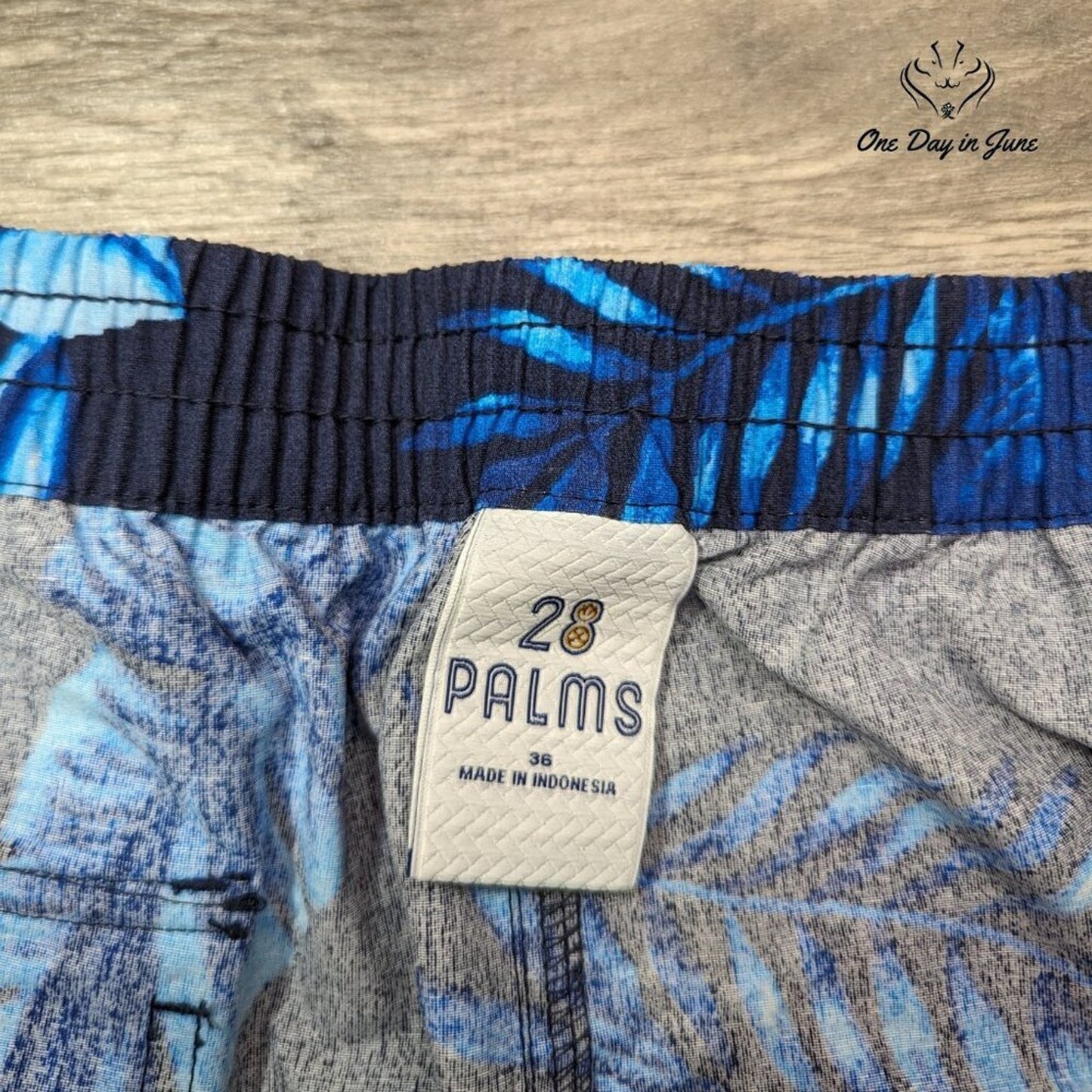28 Palms Board Shorts Size 36