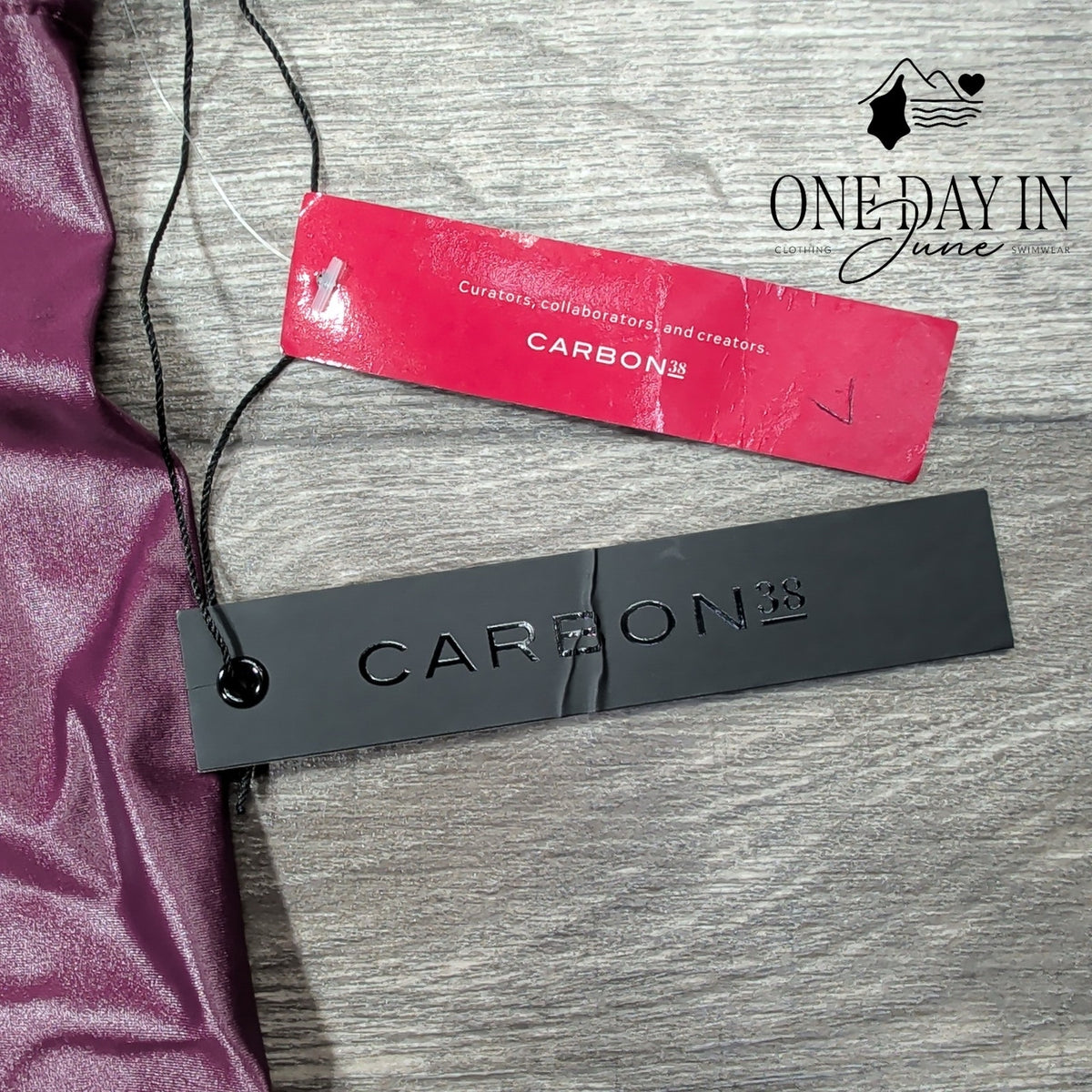 Carbon38 Takara Shine High Rise Crop Leggings Metallic Berry Pink NWT Size L