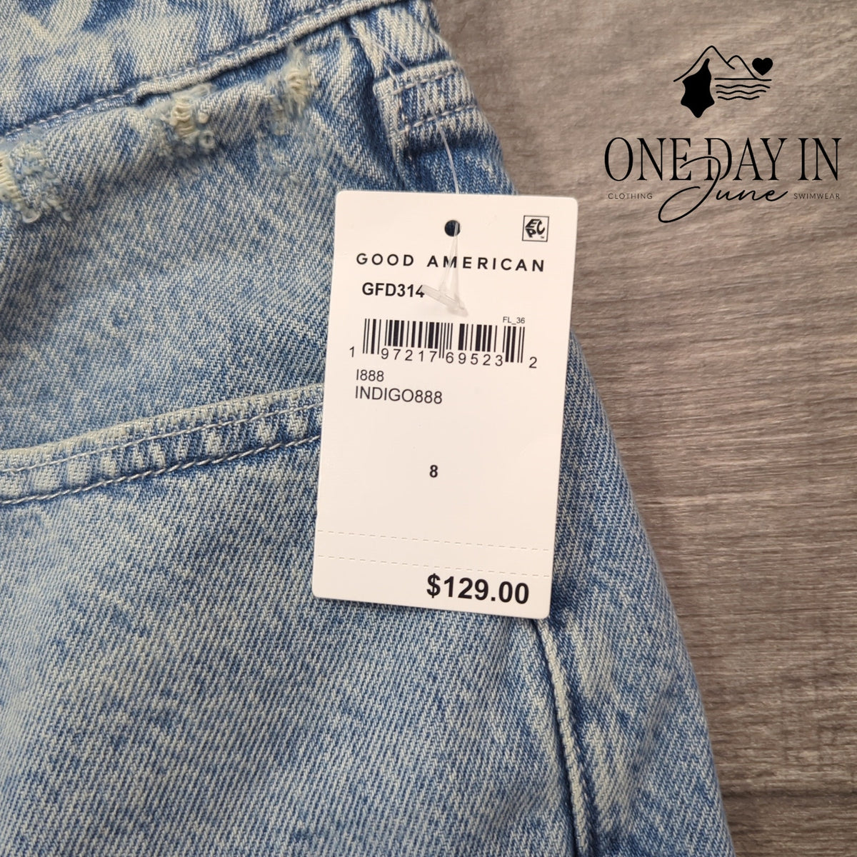 Good American Good Standard Bermuda Shorts Raw Hem Indigo NWT Size 8