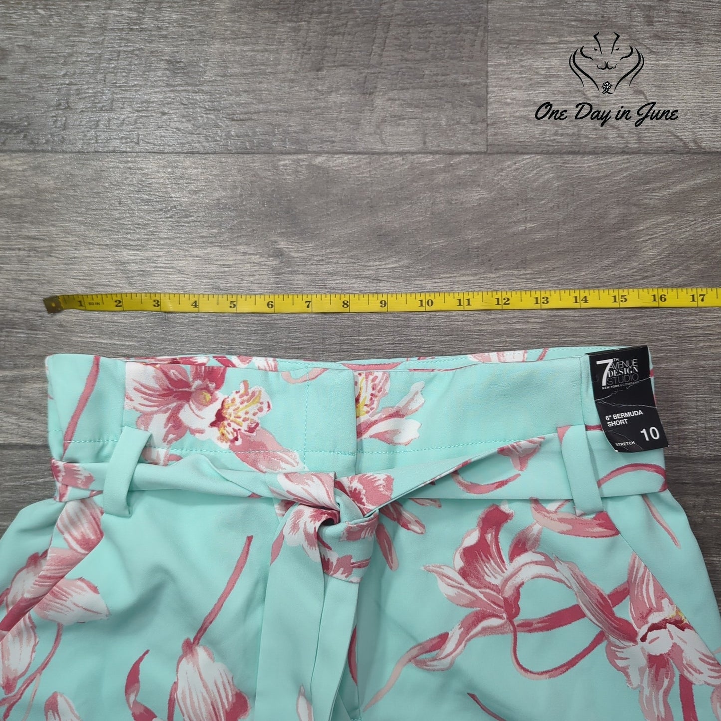 New York & Company 7th Avenue Bermuda Shorts Size 10
