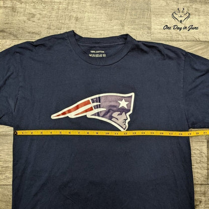 Patriots Tom Brady T Shirt Size L