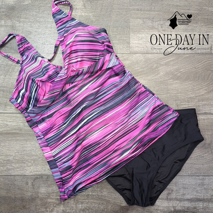 Yonique Twist Front Tankini Swimsuit Size L