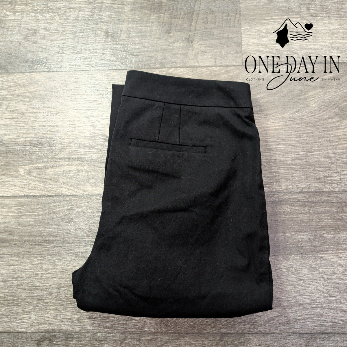 Talbots Chatham Ankle Slim Leg Pants Black Side Zip NWT Size 4