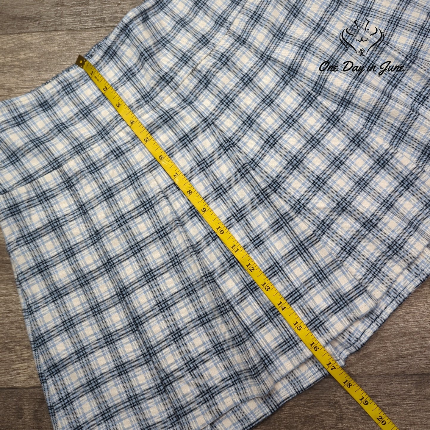 Hollister High Rise Pull On Skirt Size XL