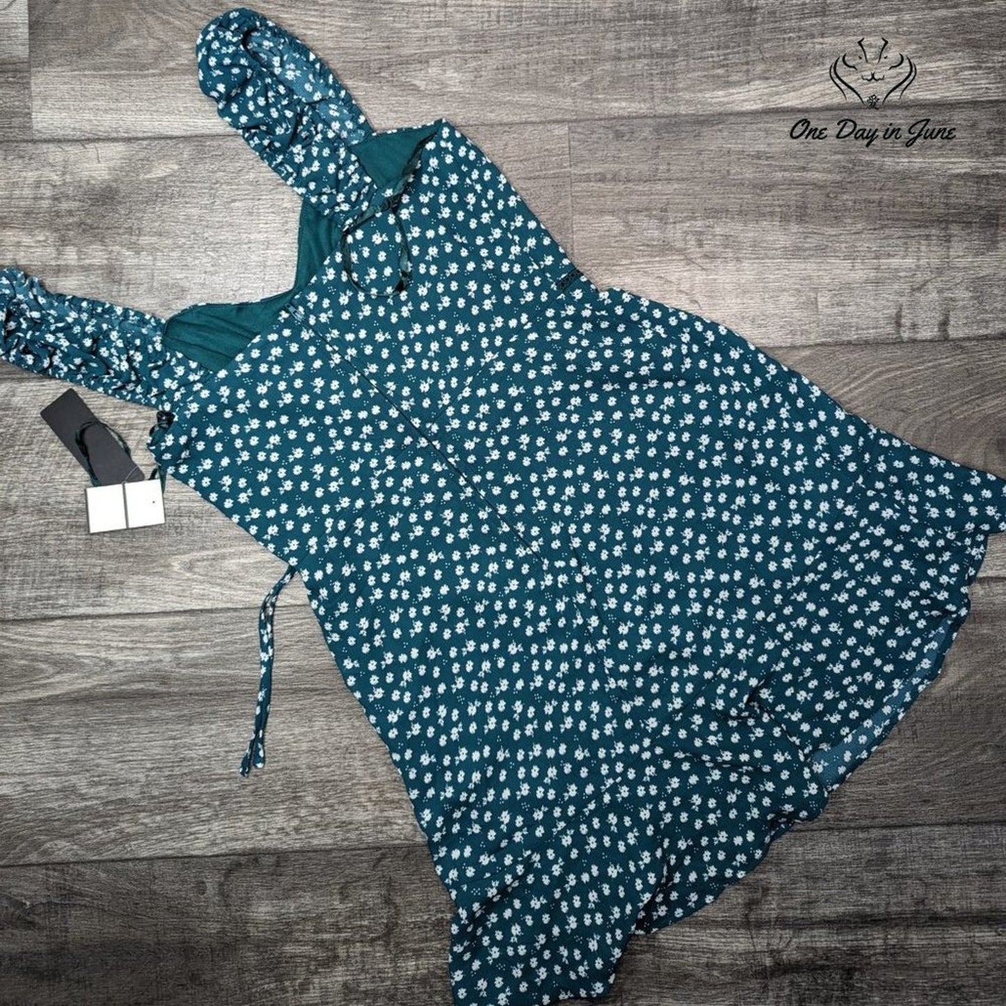 City Triangles Fit & Flare Lined Dress Size M