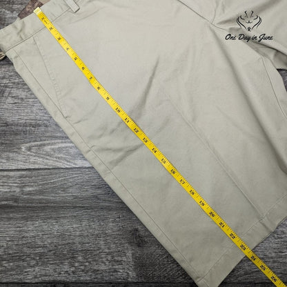 Blue Pronto Uomo Flat Front Shorts Size 44