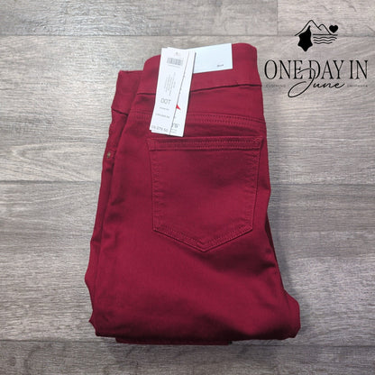 Chico's Pull On Jegging Ankle Jeans Cranberry Red NWT Size Chico's 00T (2T)