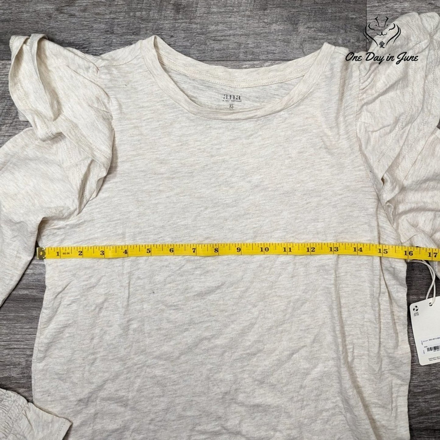 A.n.a Ruffle Shoulder Top Size XS