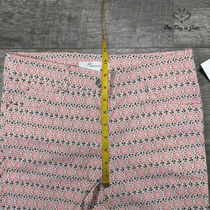 89th & Madison Comfort Waist Moroccan Tile Capri Pants Size 8