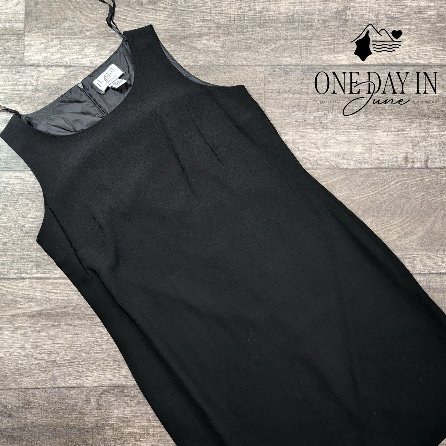Mary McFadden Sleeveless Black Dress Size 12