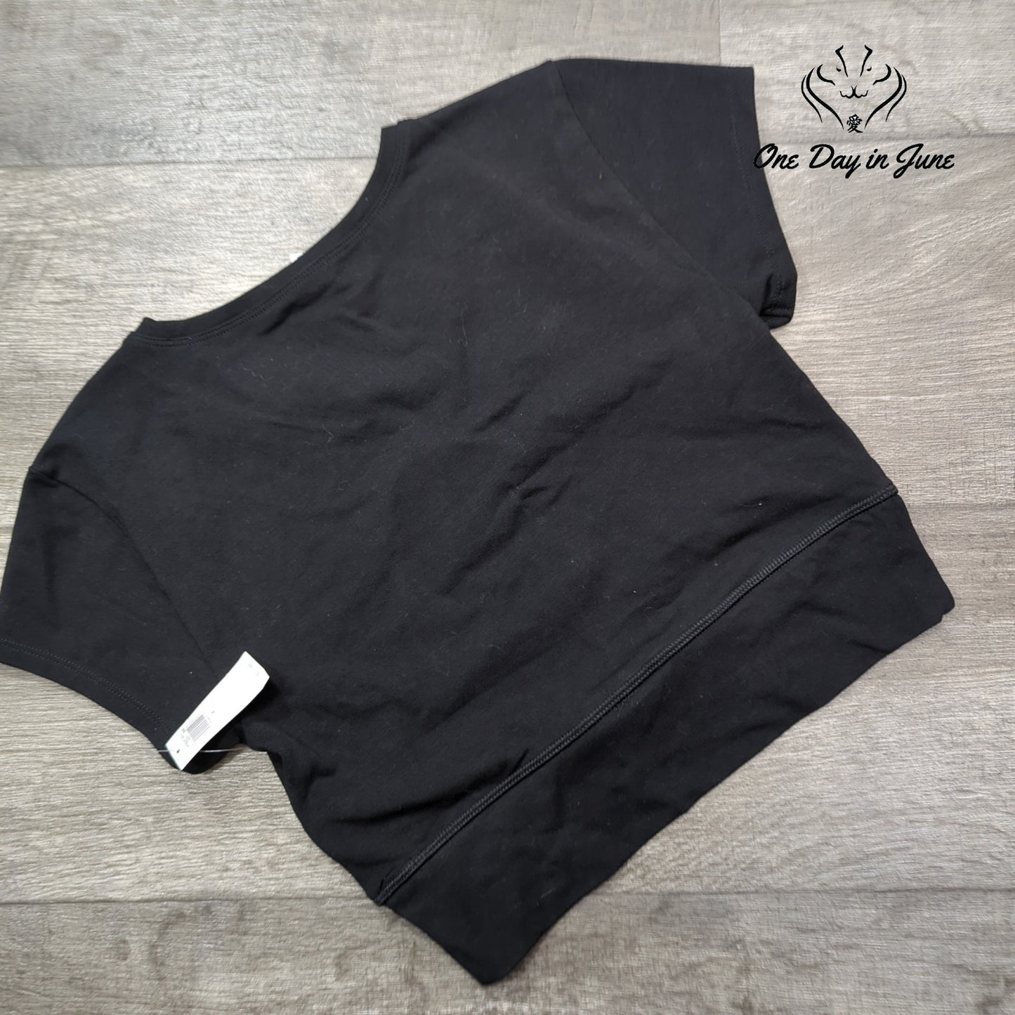 Old Navy Cropped Tee Shirt Size S