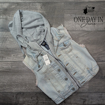 Wet Seal Hooded Denim Vest Light Wash Distressed Y2K NWT Size M