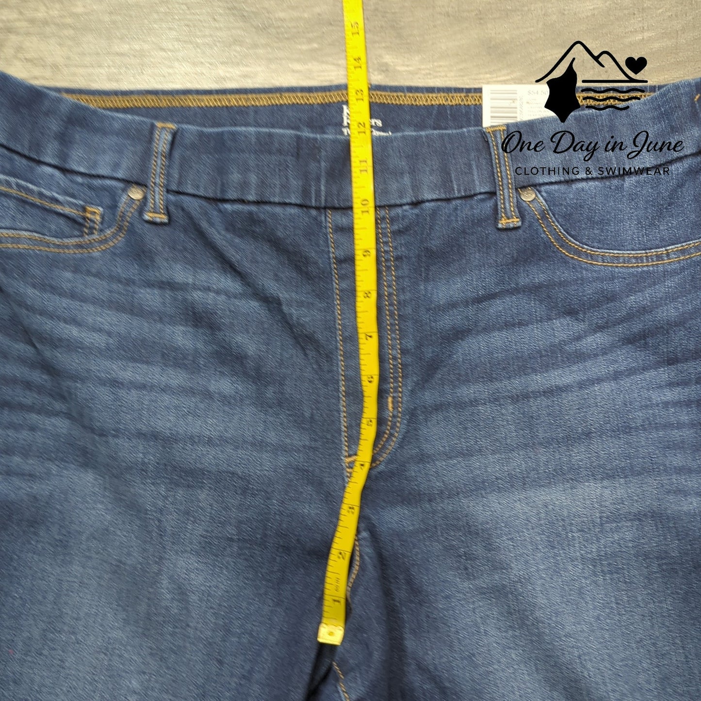 Kim Rogers Pull On Tummy Control Straight Leg Jeans Size 16