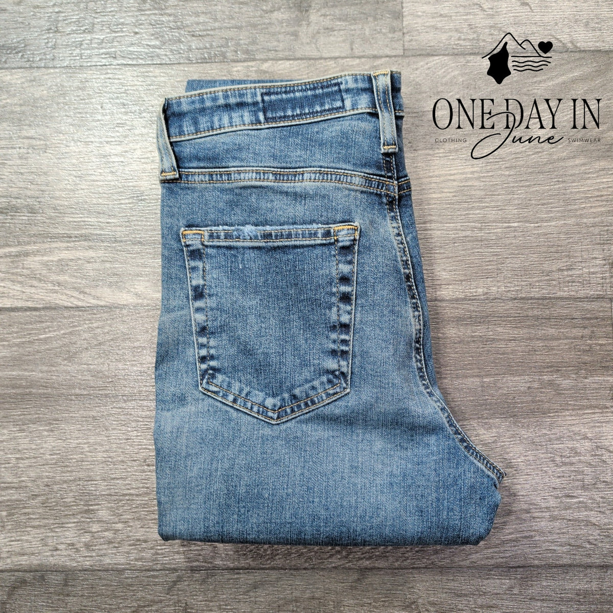 AG Adriano Goldschmied The Sophia High Rise Skinny Jeans Blue NWT Size 4 (27)