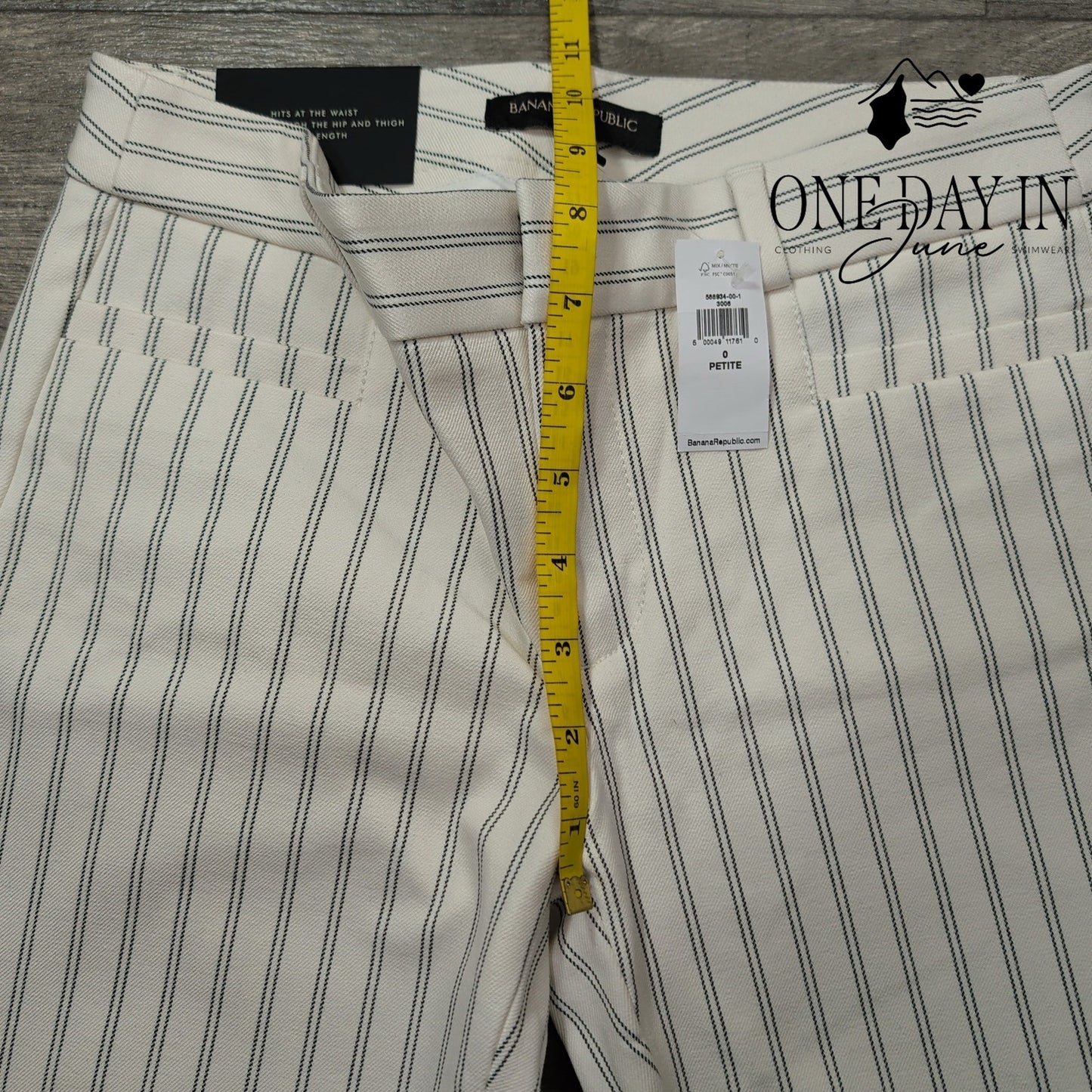 Banana Republic Modern Sloan Pants Ivory Black Pinstripe NWT Size 0P