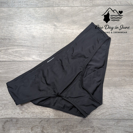 Amzbrly Moderate Coverage Bikini Bottom Size M