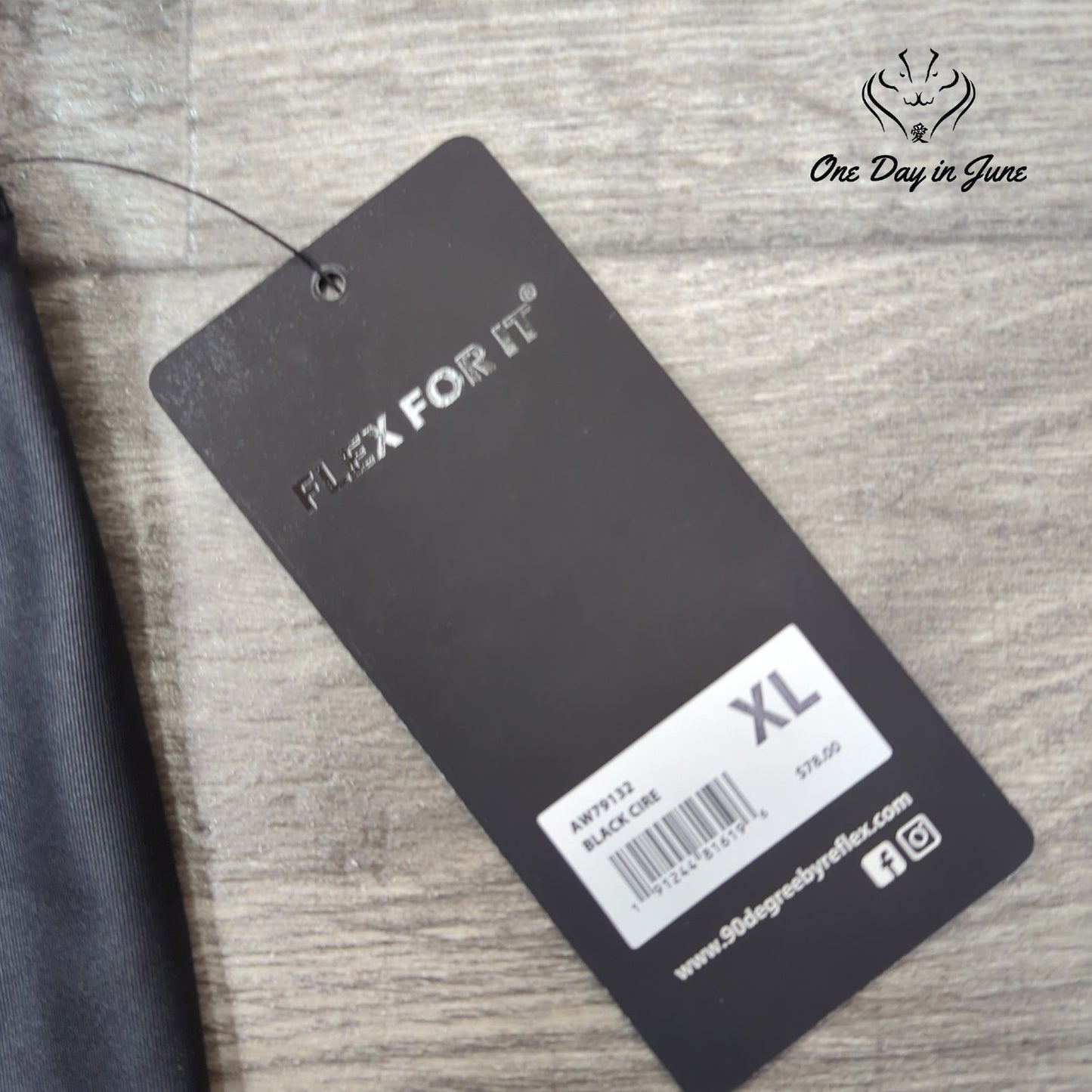 90 Degree Black Cire Yoga Pants Size XL