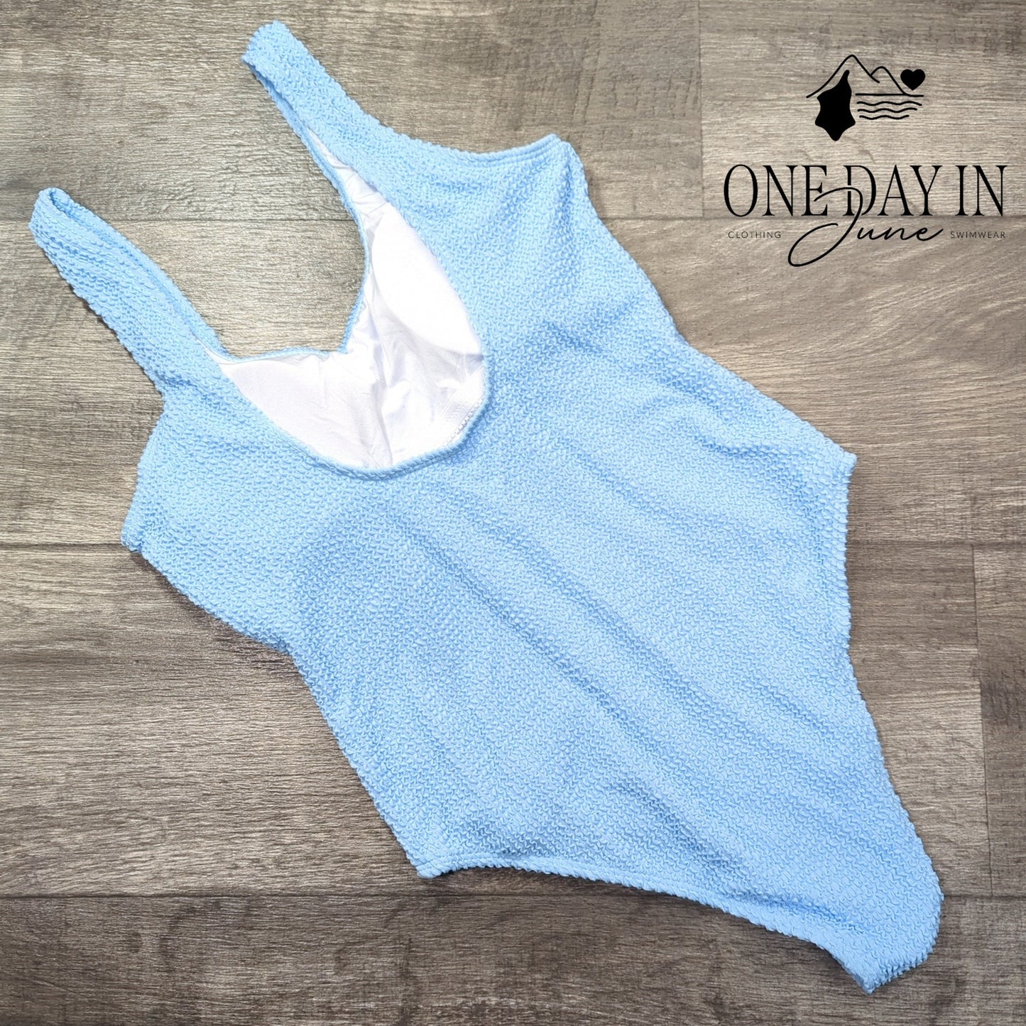 Limeeke Smocked One Piece Swimsuit Size M