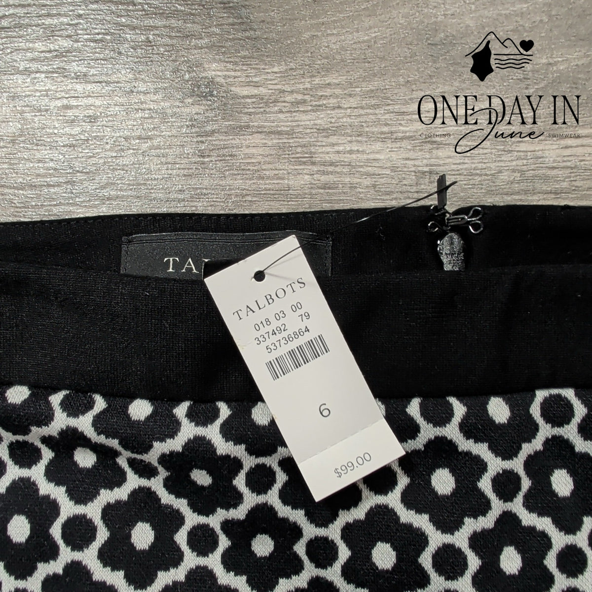 Talbots Pencil Skirt Black White Floral Print NWT Size 6