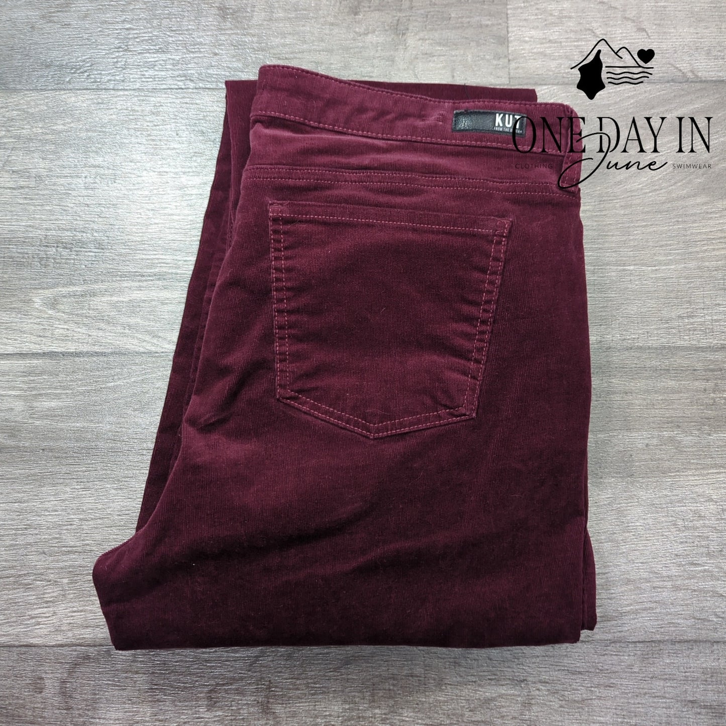 Kut from the Kloth Boot Cut Corduroy Pants Size 16