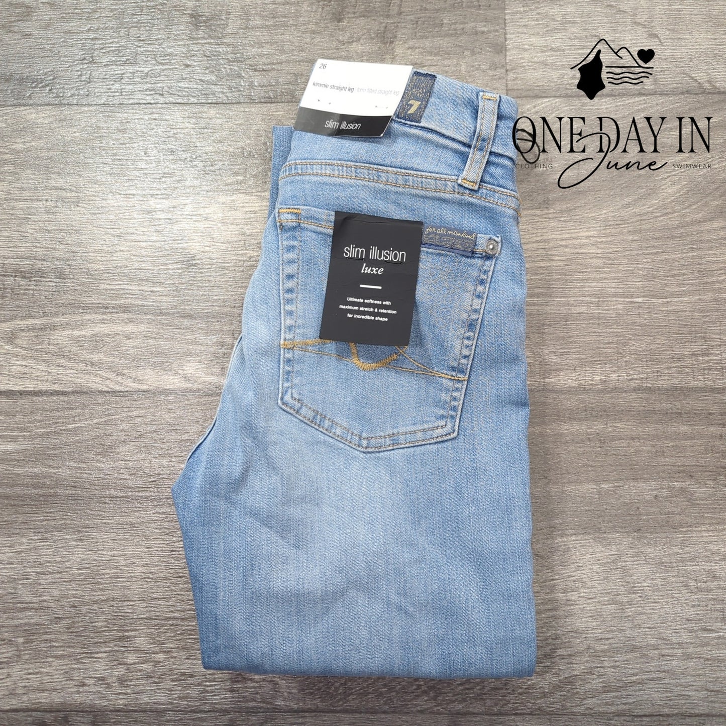 7 For All Mankind Kimmie Straight Jeans Slim Illusion Luxe NWT $198 Size 2 (26)