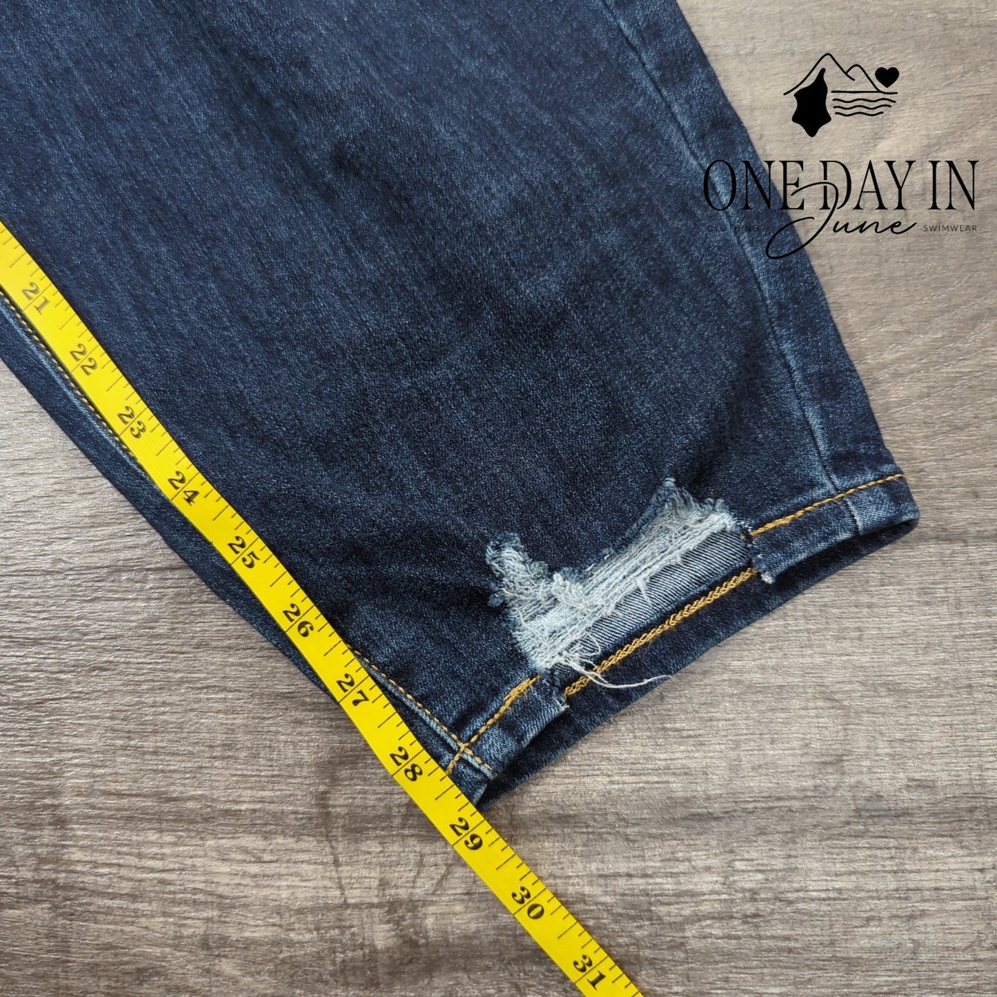 Sonoma Plus Size Distressed Skinny Jeans Size 28W