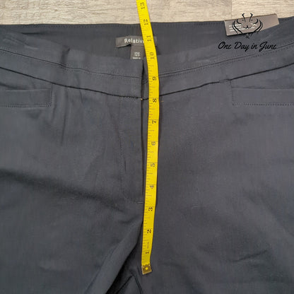relativity Straight Leg Pants Size 12 Short
