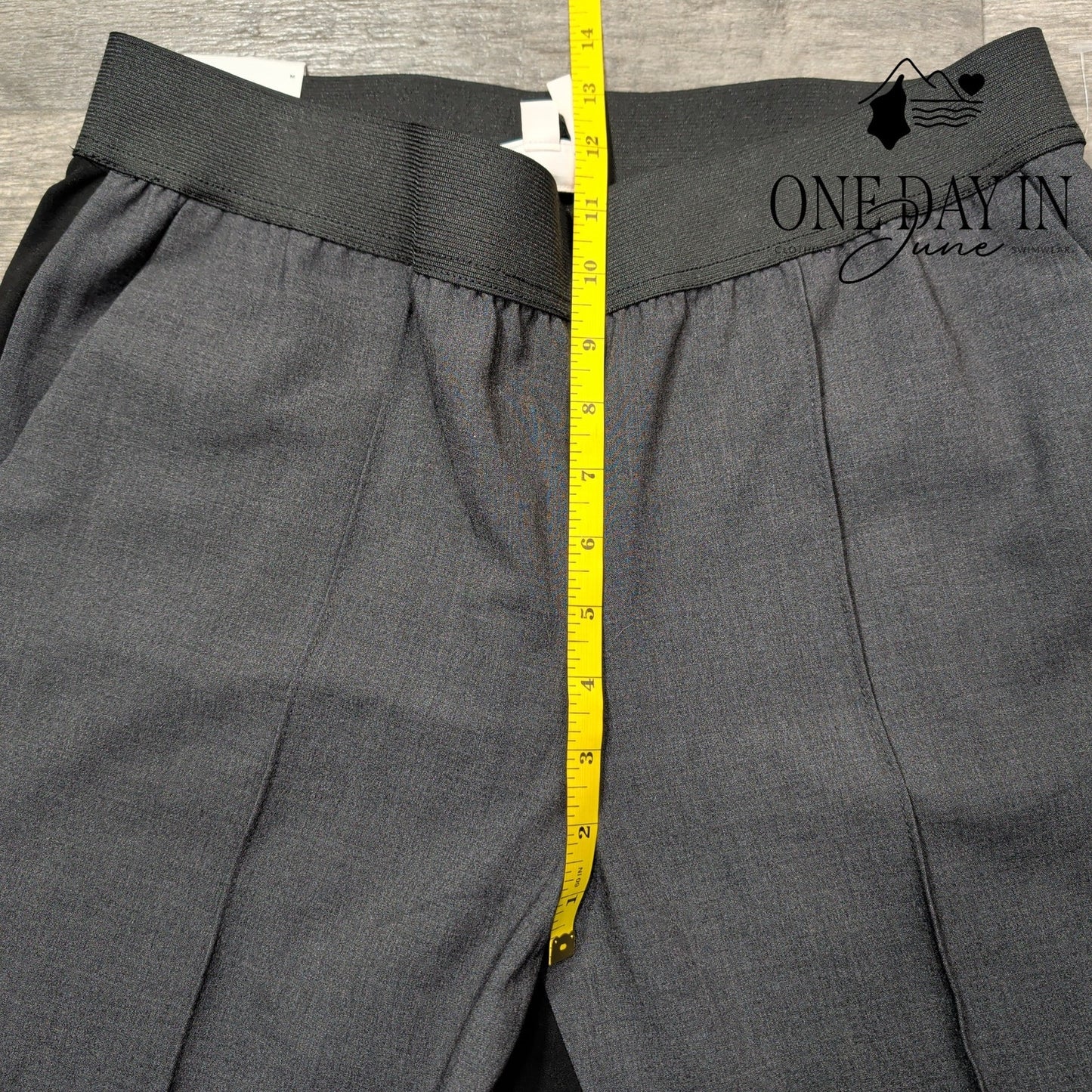 DKNY Slim Leg Ankle Length Pants Size M