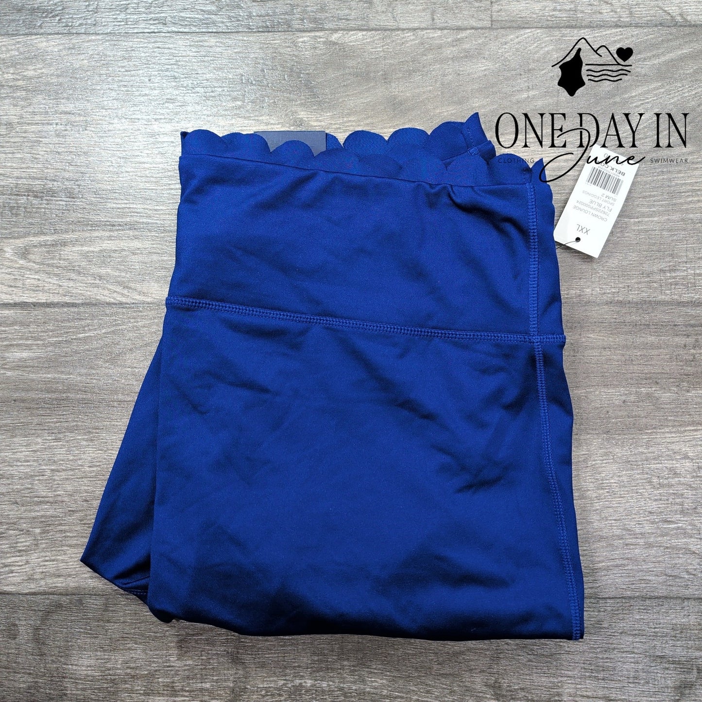 Crown & Ivy Scallop Edged Capri Leggings Size XXL