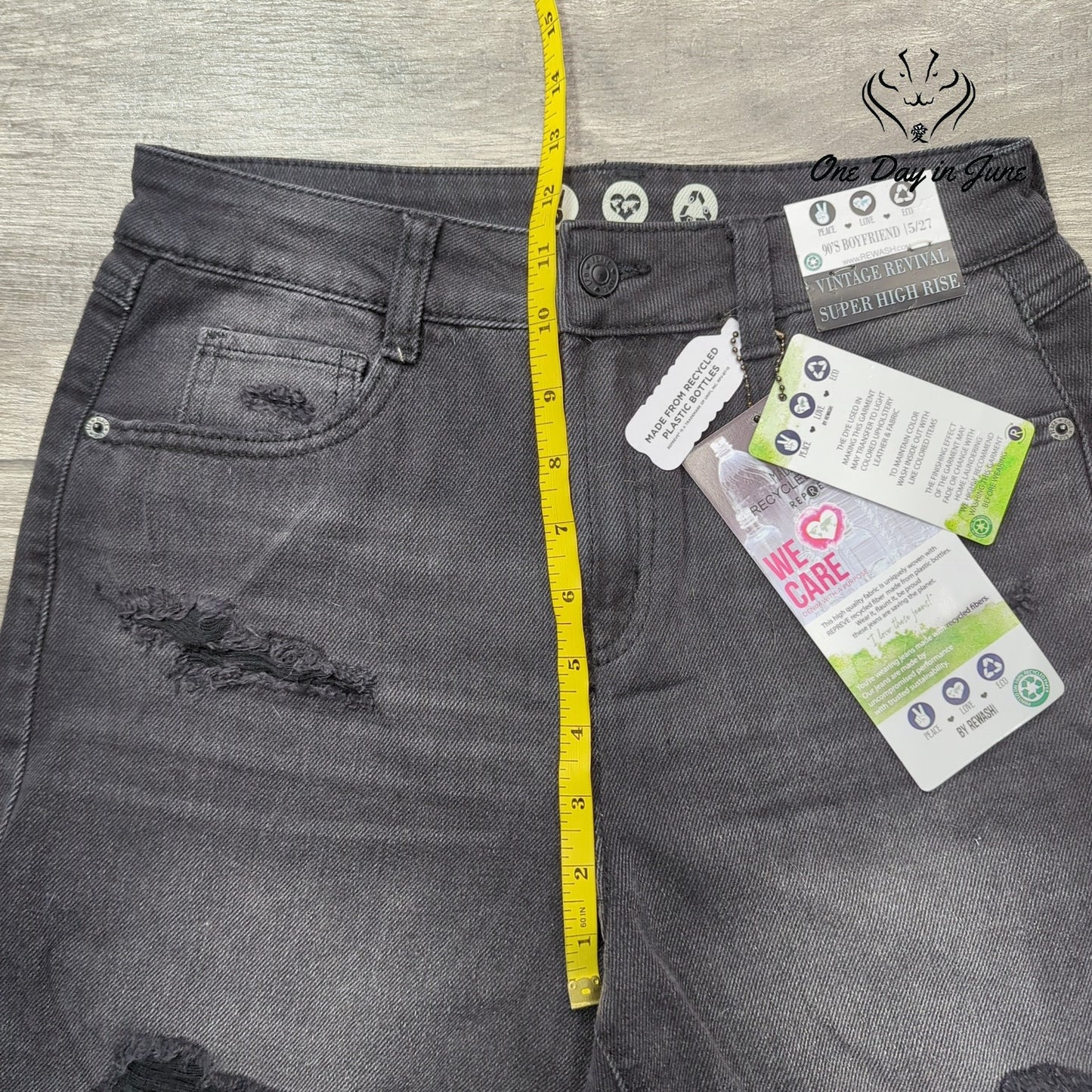 Rewash Juniors Super High Rise 90s Boyfriend Shorts Size 5